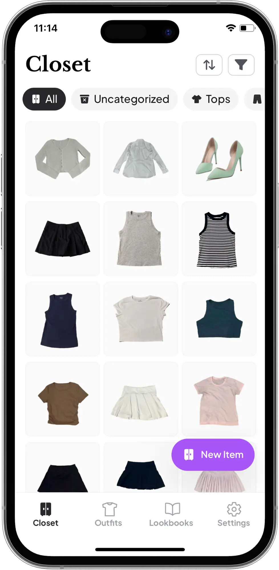 Clozzie app interface showing digital wardrobe organization features